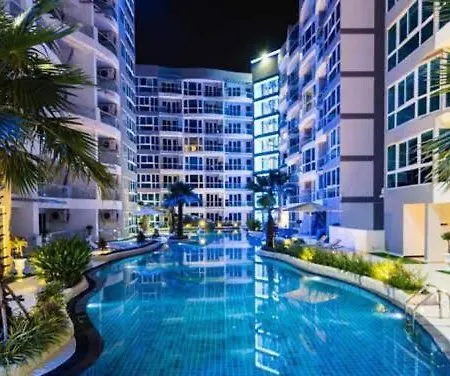 Grand Avenue, 2 Bed-/ 2 Bathroom, 70 Sqm, Pool View